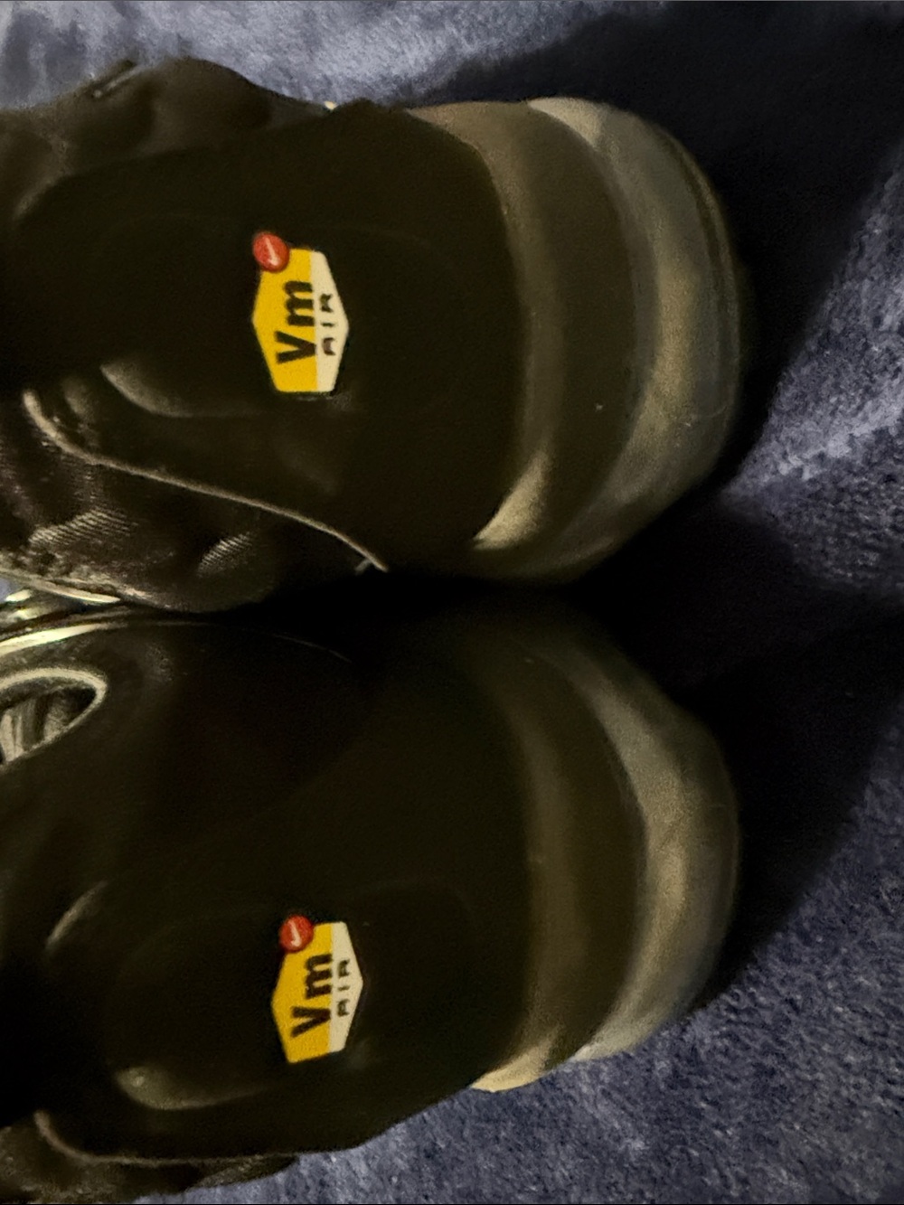 Women’s Size 8 Nike Air Max Black Cushioned Bubble-Sole Sneakers Sculpted Upper - Picture 4 of 10